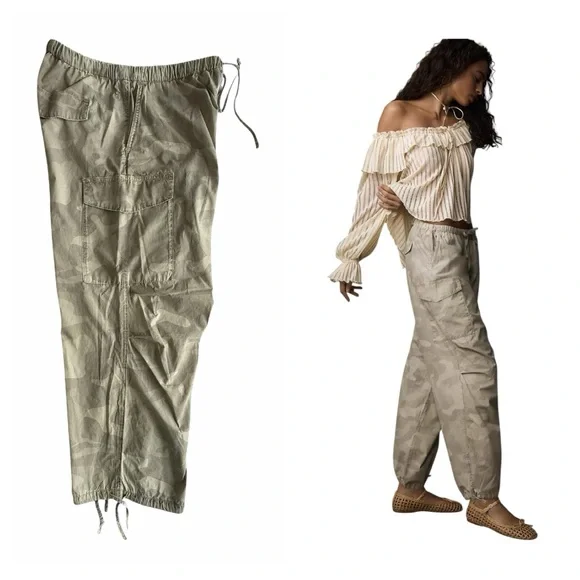 Pilcro Printed Camo Parachute Pants W’s M Cargo Utility Cotton - Anthropologie - Picture 2 of 12